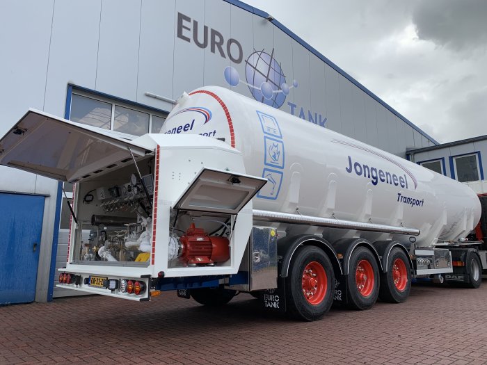 Which tanker is used to transport cryogenic materials